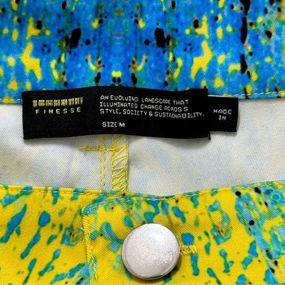 NwoT FINESSE Thea Multi Print Abstract High-rise Flare Leg Pants Long - Size M - Picture 5 of 7